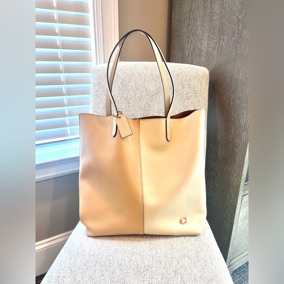 💗 Large Coach Large Tote Bag - Picture 2 of 15